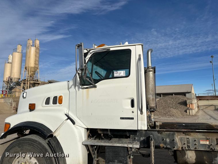 image for item DW4337 2003 Sterling L-Line truck cab and chassis