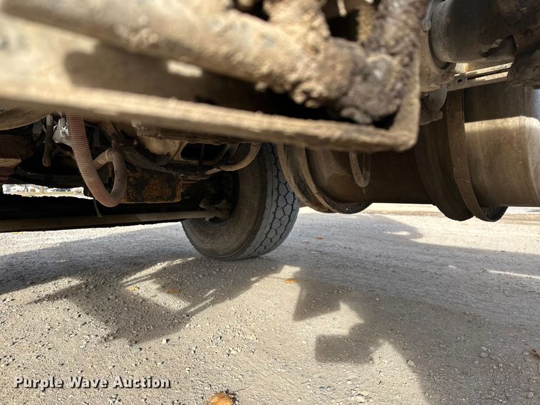 image for item DW4337 2003 Sterling L-Line truck cab and chassis