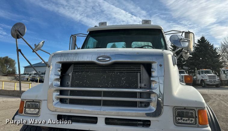 image for item DW4337 2003 Sterling L-Line truck cab and chassis