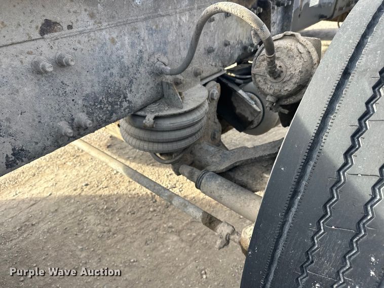 image for item DW4337 2003 Sterling L-Line truck cab and chassis