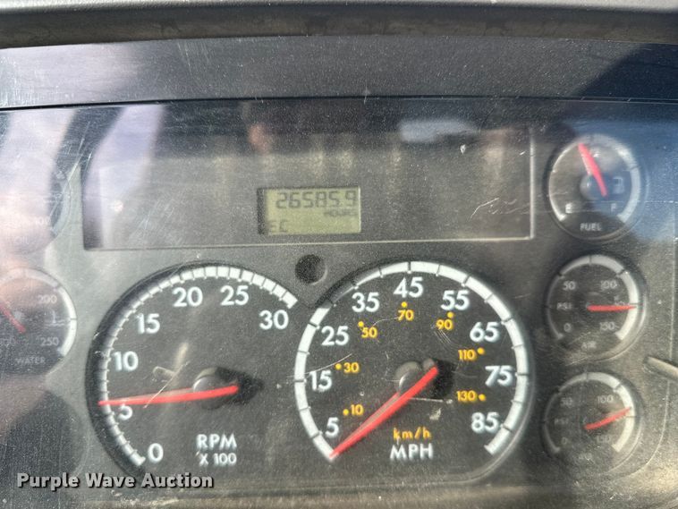 image for item DW4337 2003 Sterling L-Line truck cab and chassis