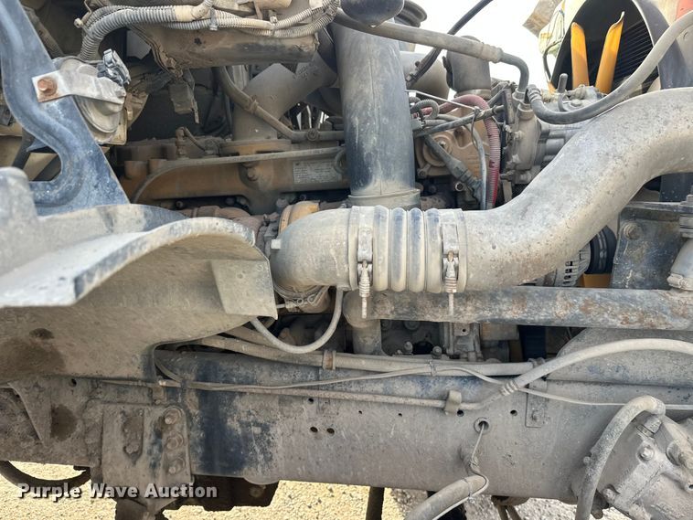 image for item DW4337 2003 Sterling L-Line truck cab and chassis