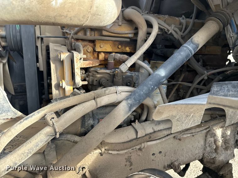 image for item DW4337 2003 Sterling L-Line truck cab and chassis