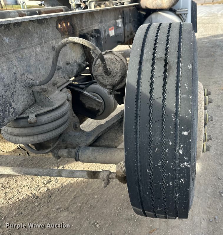 image for item DW4337 2003 Sterling L-Line truck cab and chassis