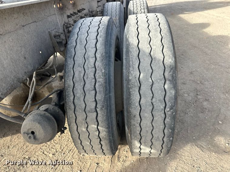 image for item DW4337 2003 Sterling L-Line truck cab and chassis