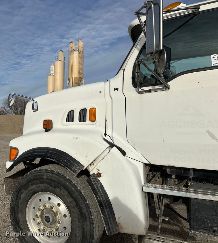 image for item DW4338 2003 Sterling L-Line truck cab and chassis