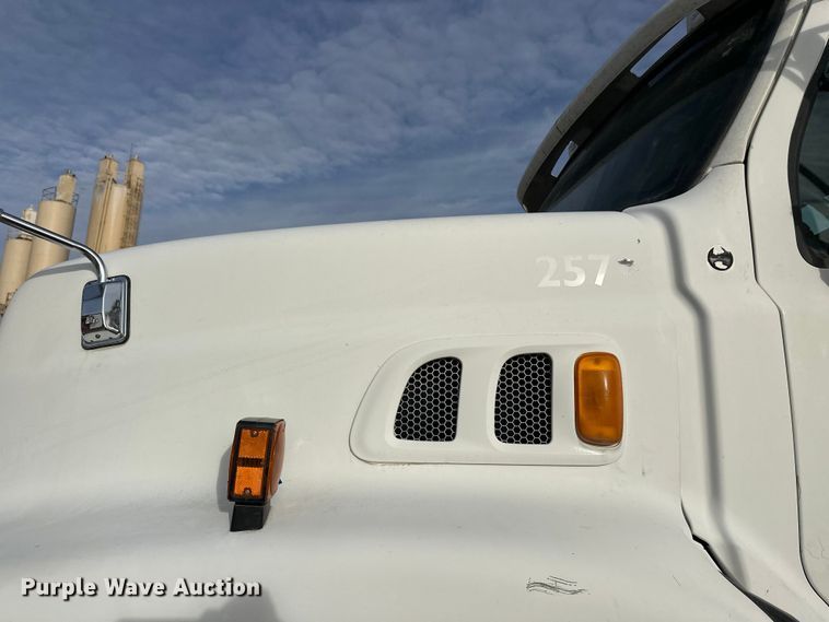 image for item DW4338 2003 Sterling L-Line truck cab and chassis