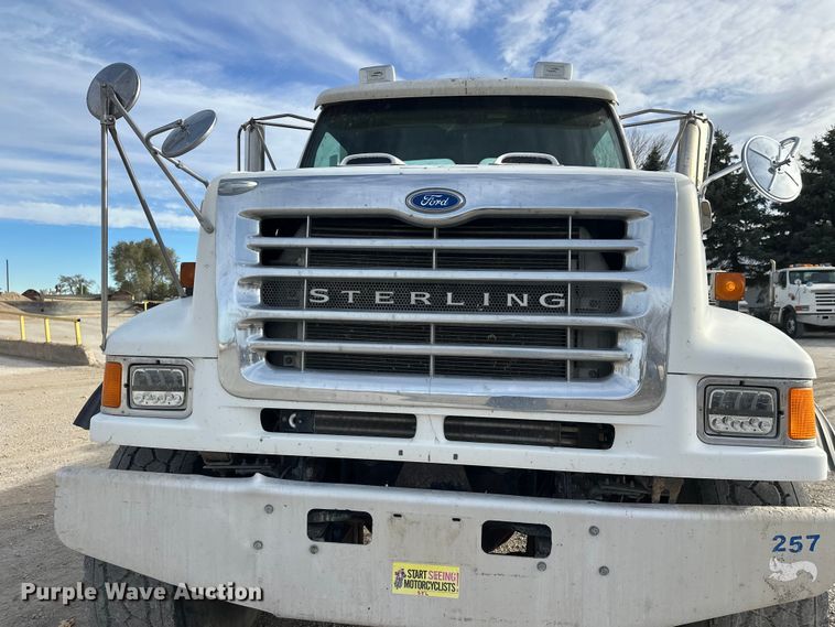 image for item DW4338 2003 Sterling L-Line truck cab and chassis