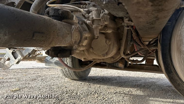 image for item DW4338 2003 Sterling L-Line truck cab and chassis