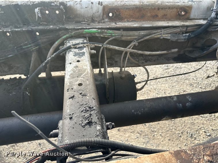 image for item DW4338 2003 Sterling L-Line truck cab and chassis