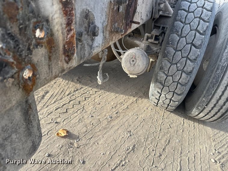 image for item DW4338 2003 Sterling L-Line truck cab and chassis