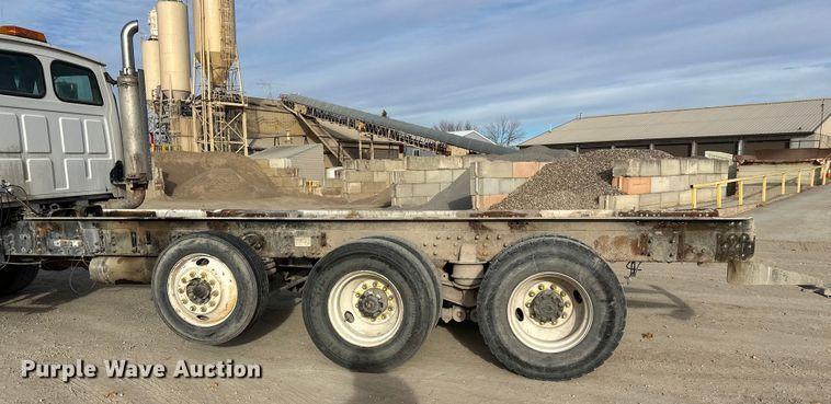 image for item DW4338 2003 Sterling L-Line truck cab and chassis