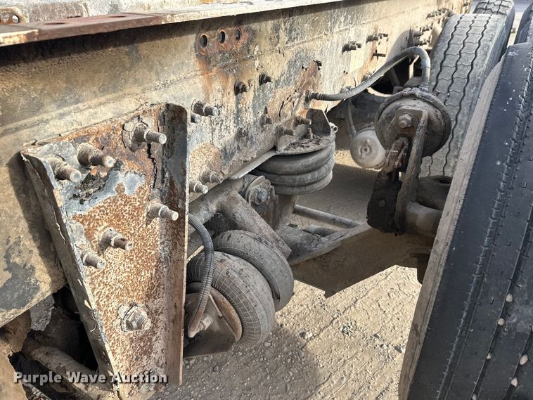 image for item DW4338 2003 Sterling L-Line truck cab and chassis