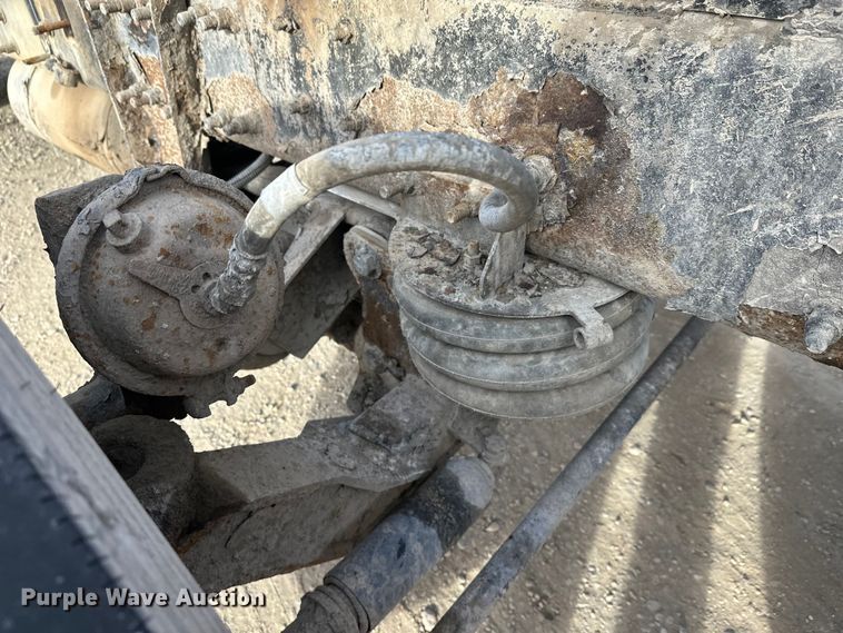 image for item DW4338 2003 Sterling L-Line truck cab and chassis