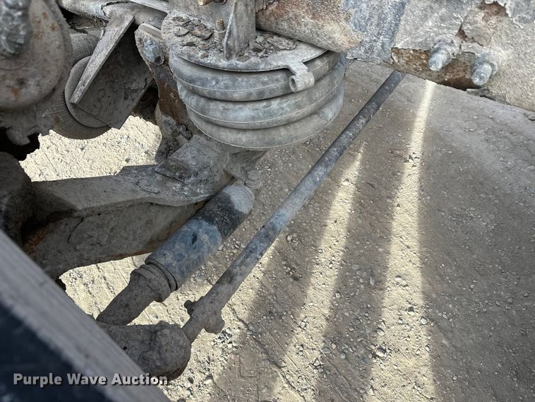 image for item DW4338 2003 Sterling L-Line truck cab and chassis