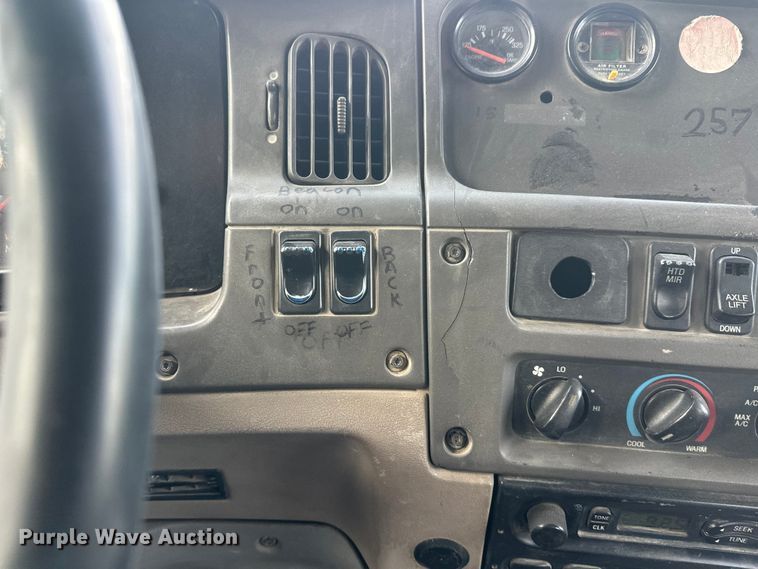 image for item DW4338 2003 Sterling L-Line truck cab and chassis