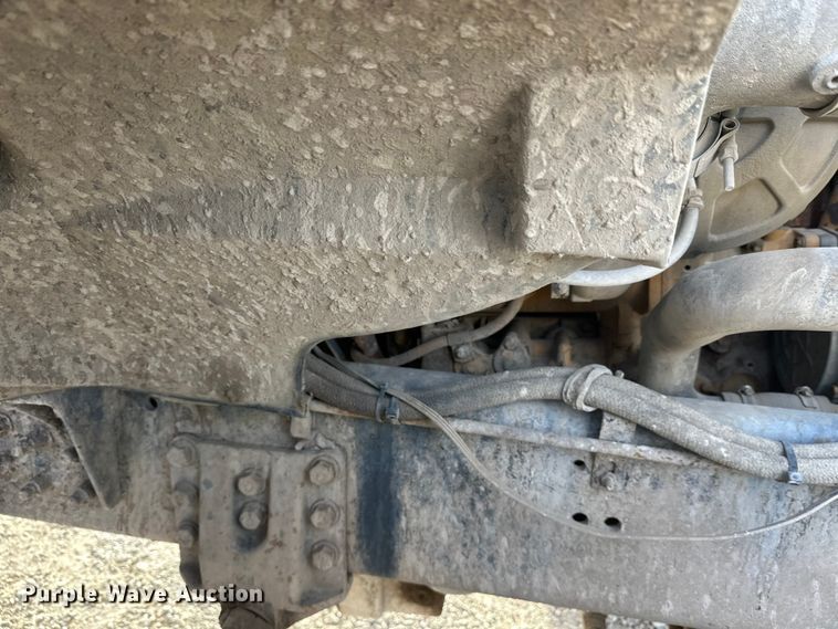 image for item DW4338 2003 Sterling L-Line truck cab and chassis