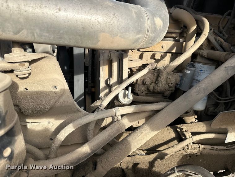 image for item DW4338 2003 Sterling L-Line truck cab and chassis