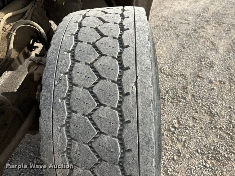 image for item DW4338 2003 Sterling L-Line truck cab and chassis