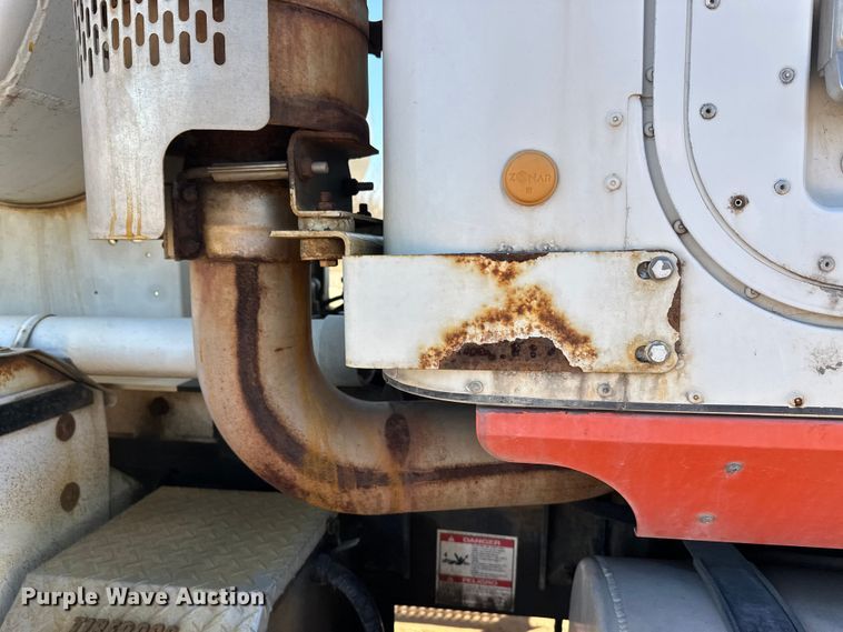 image for item DW4343 2006 International 5500i ready mix truck