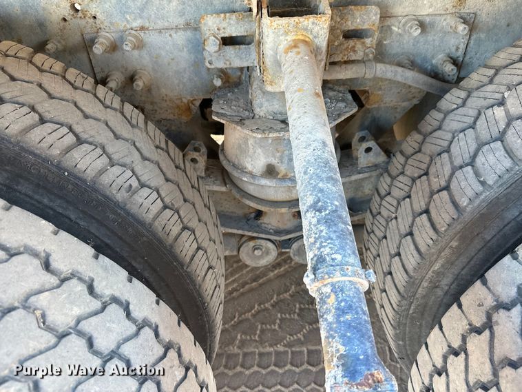 image for item DW4343 2006 International 5500i ready mix truck