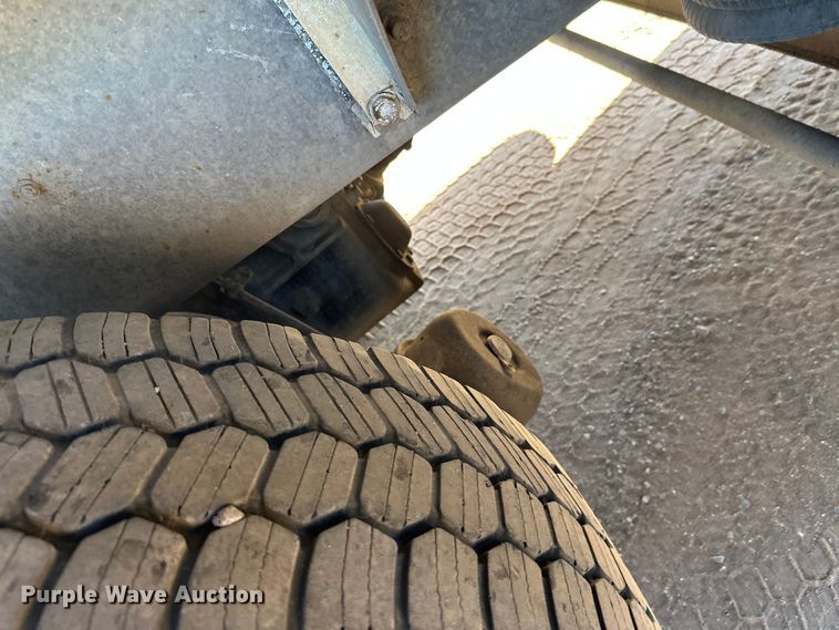 image for item DW4343 2006 International 5500i ready mix truck