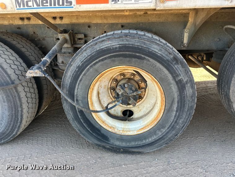 image for item DW4343 2006 International 5500i ready mix truck