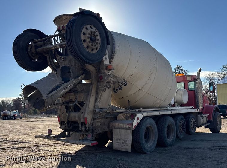 image for item DW4348 2006 Kenworth W900 ready mix truck