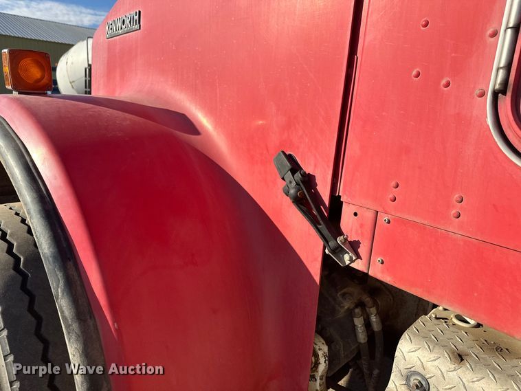 image for item DW4348 2006 Kenworth W900 ready mix truck