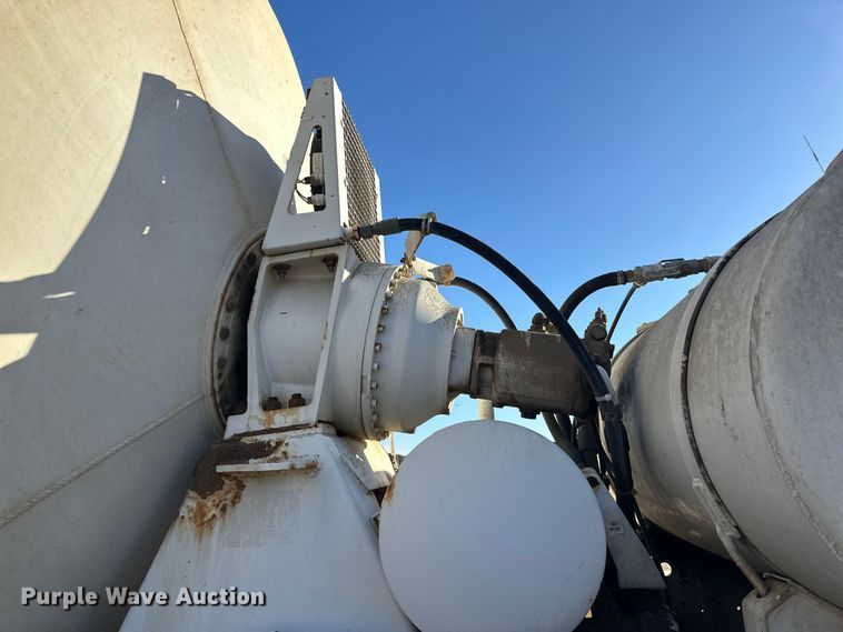 image for item DW4348 2006 Kenworth W900 ready mix truck