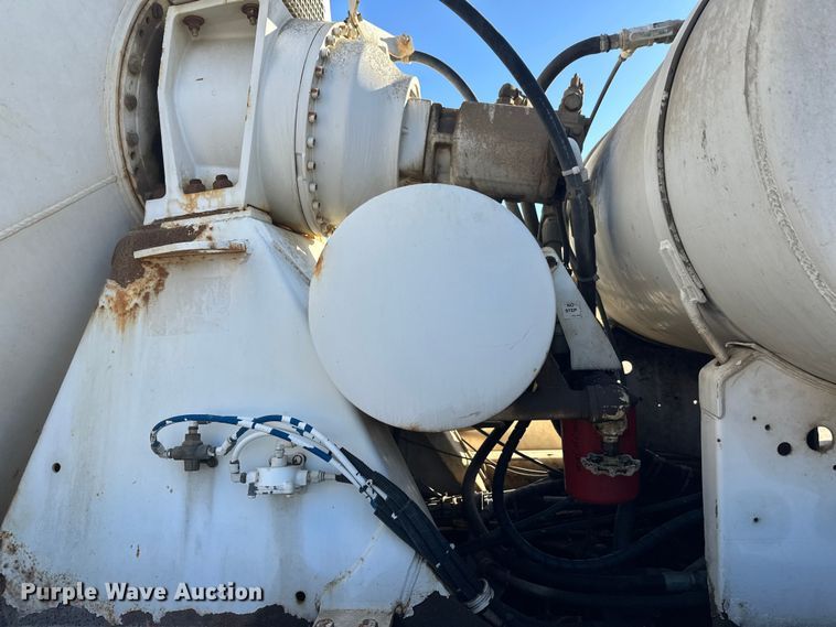 image for item DW4348 2006 Kenworth W900 ready mix truck