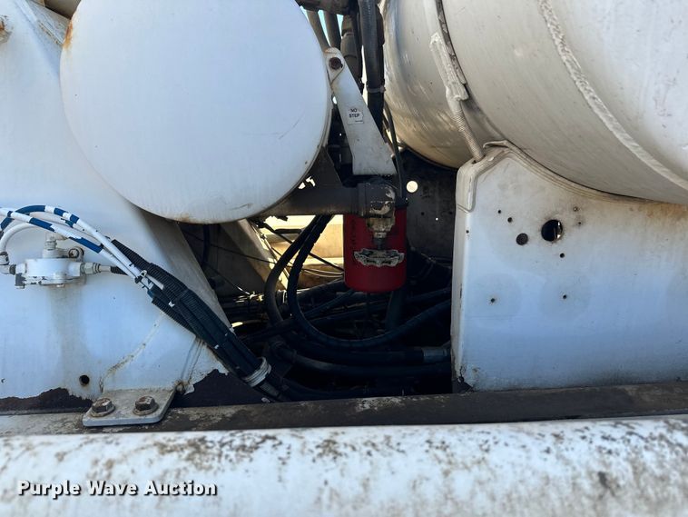 image for item DW4348 2006 Kenworth W900 ready mix truck