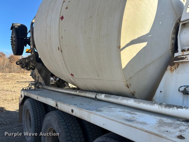 image for item DW4348 2006 Kenworth W900 ready mix truck