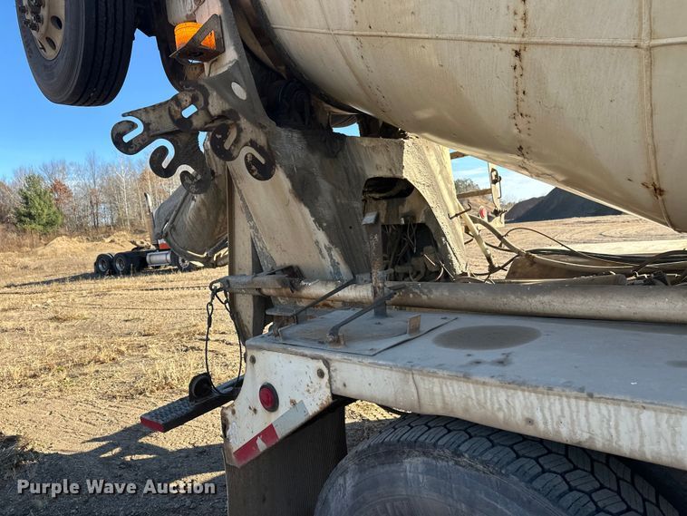 image for item DW4348 2006 Kenworth W900 ready mix truck