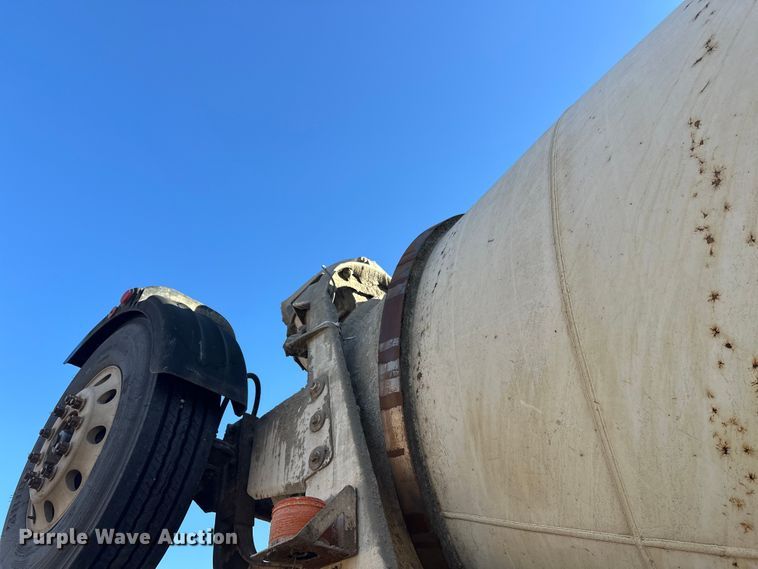 image for item DW4348 2006 Kenworth W900 ready mix truck