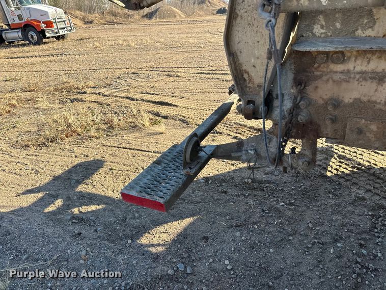 image for item DW4348 2006 Kenworth W900 ready mix truck