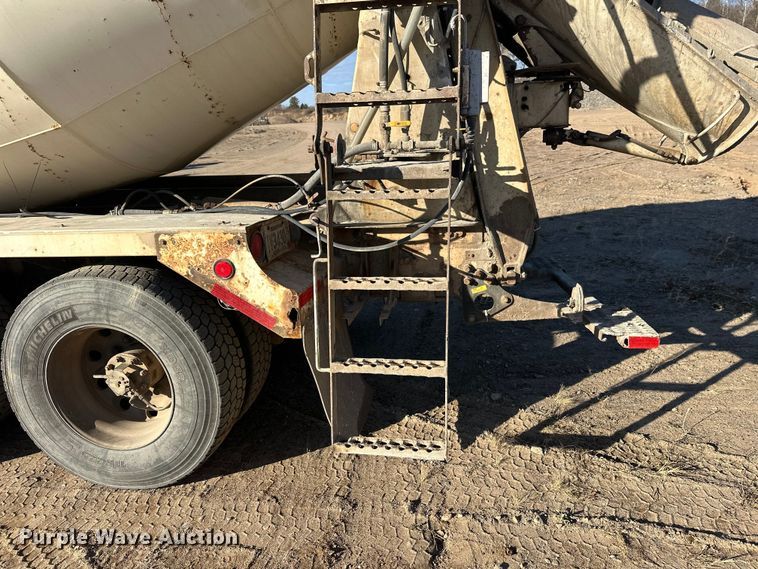 image for item DW4348 2006 Kenworth W900 ready mix truck