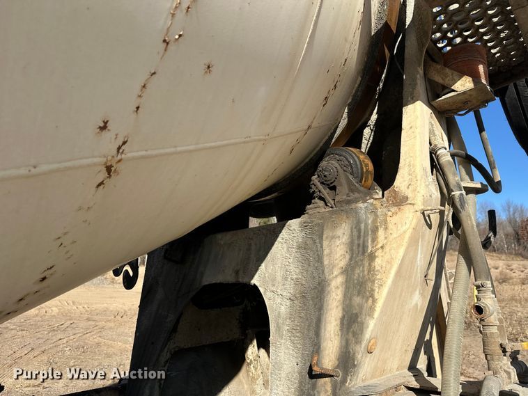 image for item DW4348 2006 Kenworth W900 ready mix truck