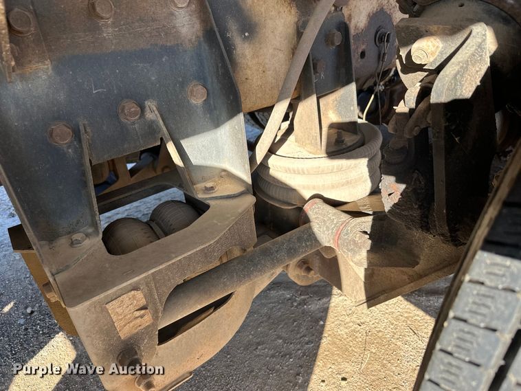 image for item DW4348 2006 Kenworth W900 ready mix truck