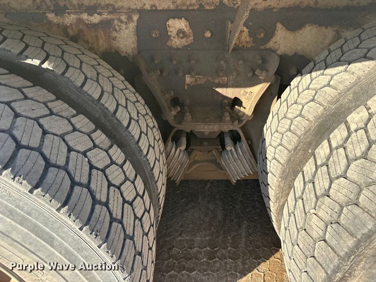 image for item DW4348 2006 Kenworth W900 ready mix truck