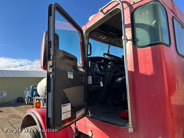 image for item DW4348 2006 Kenworth W900 ready mix truck