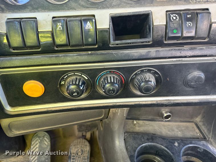 image for item DW4348 2006 Kenworth W900 ready mix truck