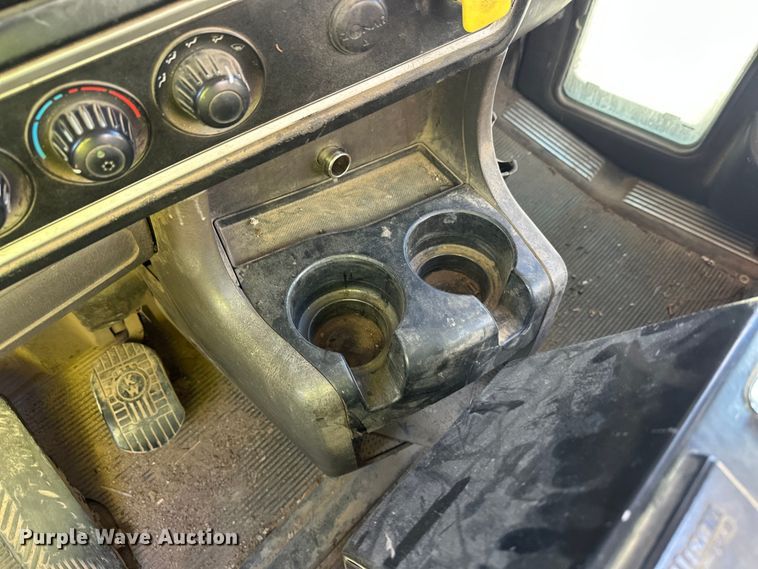 image for item DW4348 2006 Kenworth W900 ready mix truck