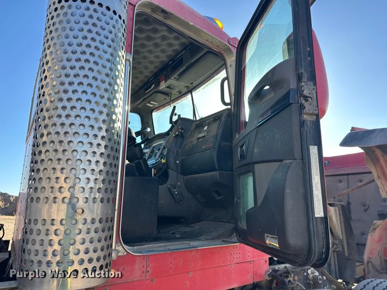 image for item DW4348 2006 Kenworth W900 ready mix truck