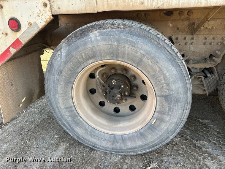 image for item DW4348 2006 Kenworth W900 ready mix truck