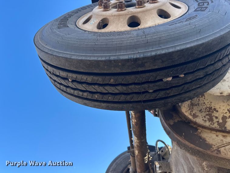 image for item DW4348 2006 Kenworth W900 ready mix truck