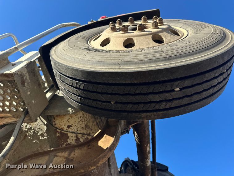 image for item DW4348 2006 Kenworth W900 ready mix truck