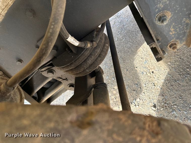 image for item DW4350 2001 International 5500i ready mix truck