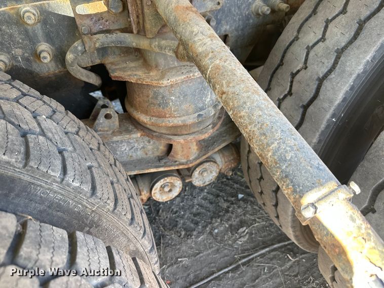 image for item DW4355 2006 International 5500i ready mix truck