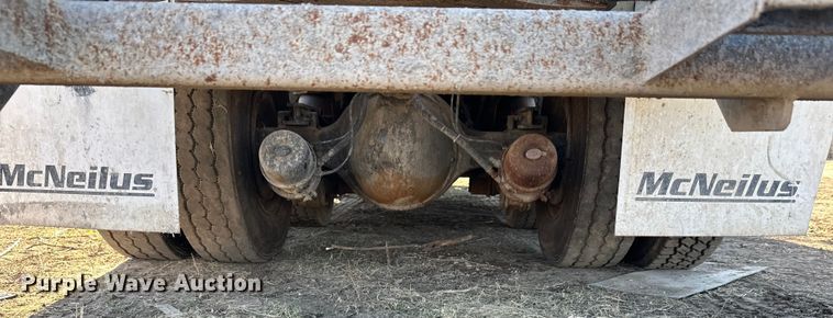 image for item DW4355 2006 International 5500i ready mix truck